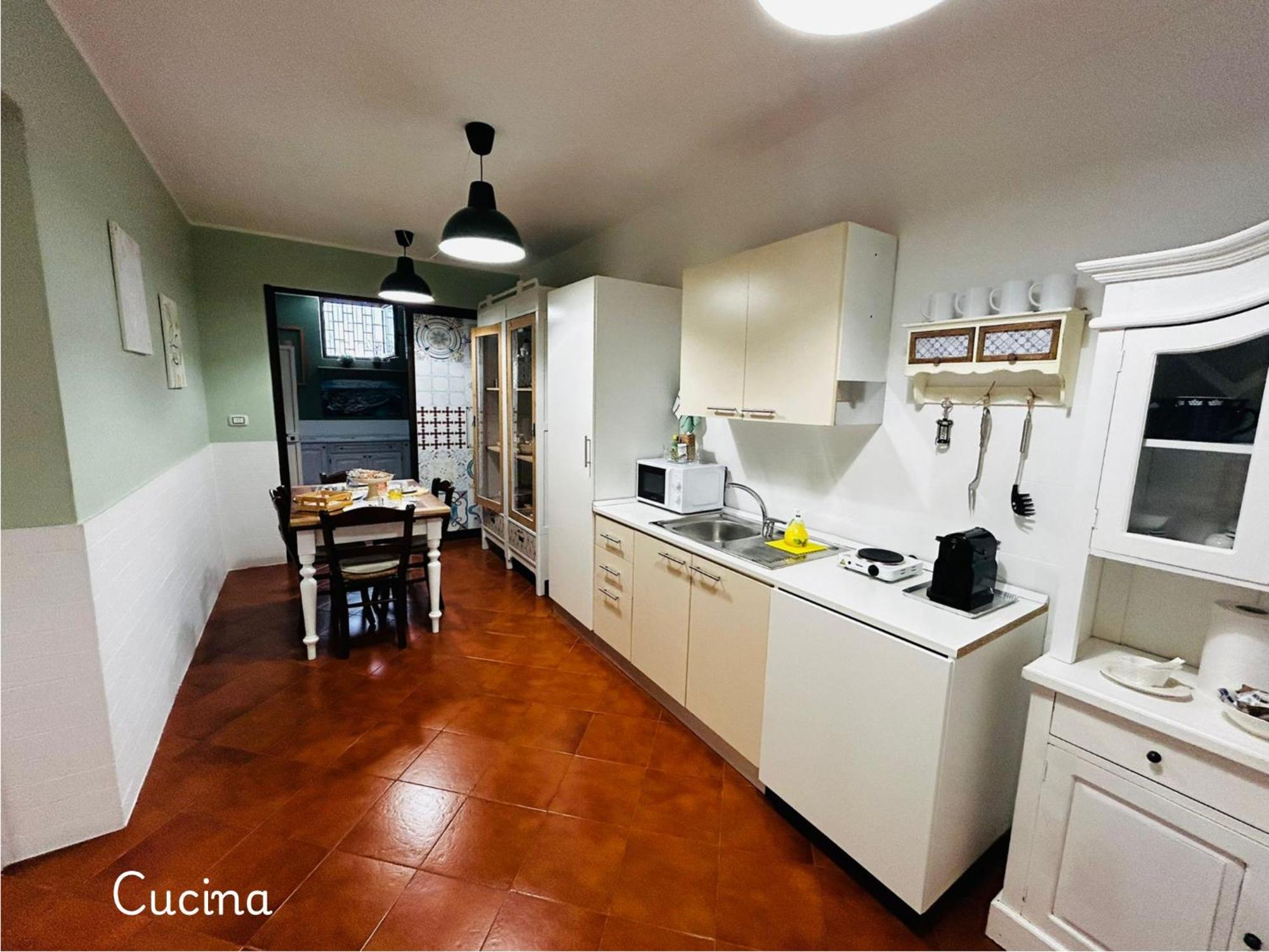 Raggi Di Sole Apartment Bari Exterior photo
